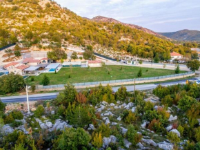 Nice Holiday Home in Neori with Heated Pool